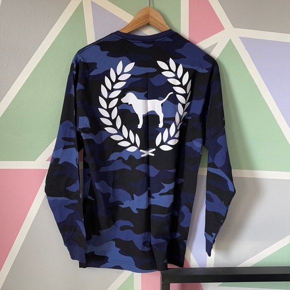 VS PINK camo long sleeve - Picture 2 of 3